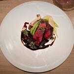 ラチュレ - 蝦夷鹿内腿ロースト