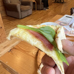 子安温泉 - 生地はモッチリ