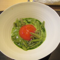 ひがしやま 司 - ジュンサイ　トマト