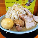 ラーメン 盛太郎 - チャーシュー麺840円（野菜マシマシ、薄味、煮玉子サービス）