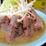 ラーメン 盛太郎 - チャーシュー麺840円（野菜マシ、薄味、煮玉子サービス）
