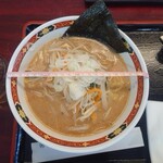 Umai Menkuitei - 味噌ラーメン　780円　丼の直径21cm