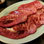 炭火焼肉ホルモン うらら - 