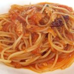 アミュゼ - バジルとトマトのパスタ（ハーフサイズ）