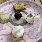 RISTORANTE＆BAR EVOLTA - デザート盛り合わせ２