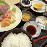 魚 - お刺身定食