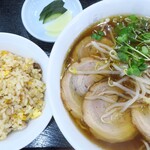 一寛 - チャーシューメン＆半チャーハン