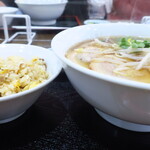 一寛 - チャーシューメン＆半チャーハン