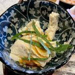 ハチ カフェ - 湯葉刺し…これメチャ美味しい♡お酒にも合いますね( ́•ૢ⌔•ૢ ̀)♡