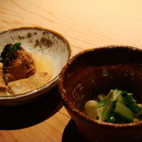 うち山 - 桜鱒のあら煮、菜の花の茎と筍の皮のお浸し
