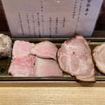 中華蕎麦 とみ田 - 特製全部のせトッピング