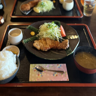 かま炊きめしや こめ太郎_1