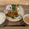 Sakuranomori Dainingu Arekore - 味麗豚の厚切りポークジンジャー