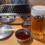 大阪焼肉・ホルモン ふたご - 生ビール550円+税