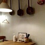 Nmc KITCHEN - 店内の三線は店長の趣味？