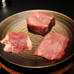 西麻布 焼肉 X - 