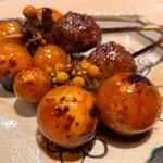 焼鳥 空 - 五本セット 1460円
      丸ハツ、極上もも、つくね、砂肝、ちょうちん