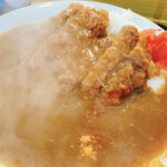 洋食のマルヤ - 熱々ですね