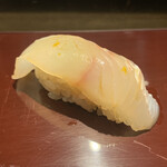 築地 男前鮓 - ヒラメ昆布締め