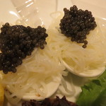 レンゲ - タパス盛合せ:冷製のビーフン  キャビアで、リッチな鶏レバーのぱて  金華ジャムとカカオのキャラメリゼ、上海手長海老のマリネ、たらの芽のフリット、虎河豚の唐揚げ、蛤の茶碗蒸し 金華ハムのコンソメで1