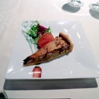 向日葵 - 前菜１　きのことポテトのキッシュ
