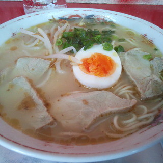 港栄ラーメン_1