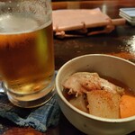 さすらい人 - お通しの手羽先煮