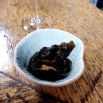 立ち飲み酒場 石川源蔵商店 - お通し 100円