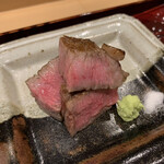 銀座 しのはら - 追加の一品は飛騨とび牛ヒレ肉の炭火焼き
