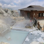 大涌谷観光センター 黒玉子茶屋 - たまご蒸し場