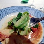 向日葵 - 色合いの鮮やかなアスパラです。