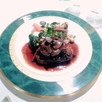 向日葵 - 本日のメイン料理　お肉料理　おやま和牛のステーキ　フォアグラ添え