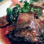 向日葵 - これだけ厚切りのフォアグラは、めったにないです。