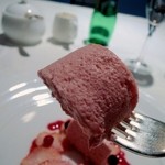 向日葵 - とても濃厚な、イチゴのムース。