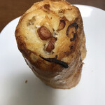 パン屋 いちばんがま - カルボナーラが入ったカルボ
