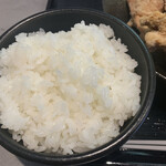 Hare Tokidoki Tori - ご飯（200〜400gで選べます）これは300g
                        炊き立てツヤツヤです。
