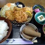 とんかつ専門店 かつ一 - カキフライ＆ヒレ一口カツミックス定食