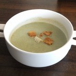 メディーナ - ほうれん草のクリームスープ