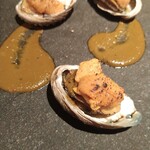 トラットリア ヴィヴァーチェ - アワビの雲丹のせ焼き、蟹味噌添え〜☺v❤