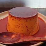 プレッソ カフェ&バー - 自家製プリンをアップ⤴︎