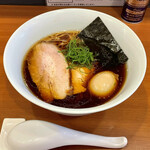 自家製手もみ麺 鈴ノ木 - 味玉ラーメン（醤油）