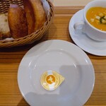 レストラン　レ・フレール - パンとスープ