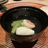 妙見石原荘 食菜石蔵 - 鱧しんじょのお椀は３つの昆布にて