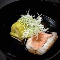 ROBB - 甘鯛と青茄子。FUJIさんのスペシャリテとも思える本枯れ節の効いた圧巻のお椀。甘鯛が程よく脱水されていて美味しいったら!!!