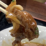 中国料理 峨嵋山 - ぷるんぷるんとしてとても柔らかい牛スジがたくさん