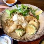 はれるや - 【牡蠣南蛮定食 1,100円(税込)】メインプレート