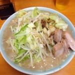 ラーメン二郎 - ラーメン　ヤサイカラメ