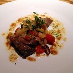 ザ・キッチン - マグロのガーリックステーキ 醤油バターソース