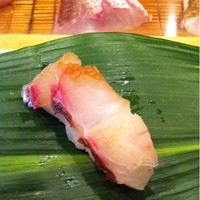 鮨 逸喜優 - 鯛の松皮造