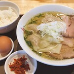塩ラーメン あす流 - 帯ワンタン塩ラーメン、白ご飯